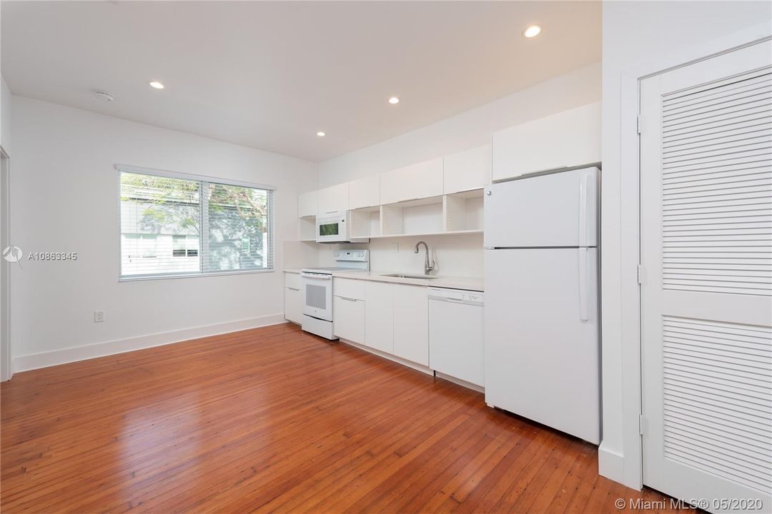 Recientemente alquilado: $1,550 (1 camas, 1 baños, 375 Pies cuadrados)