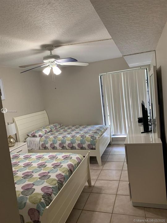 Recientemente alquilado: $1,600 (2 camas, 2 baños, 1200 Pies cuadrados)