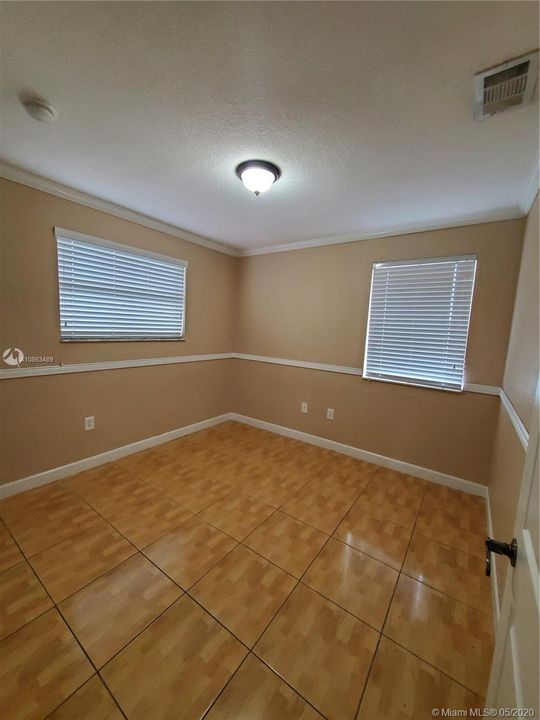 Recently Rented: $3,000 (4 beds, 3 baths, 2606 Square Feet)