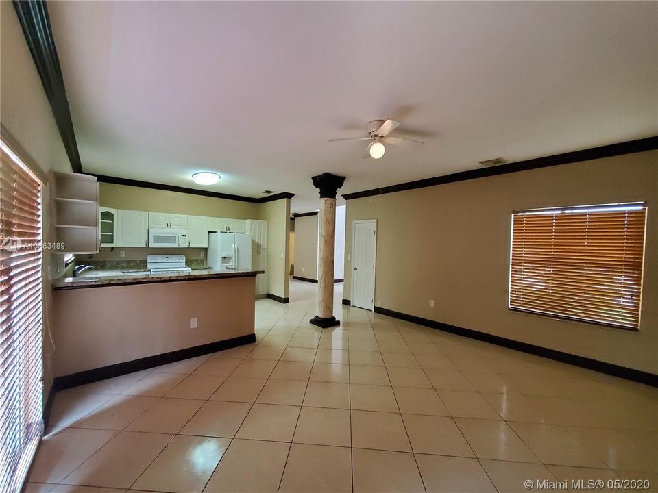 Recently Rented: $3,000 (4 beds, 3 baths, 2606 Square Feet)