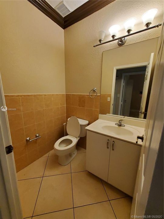 Recently Rented: $3,000 (4 beds, 3 baths, 2606 Square Feet)