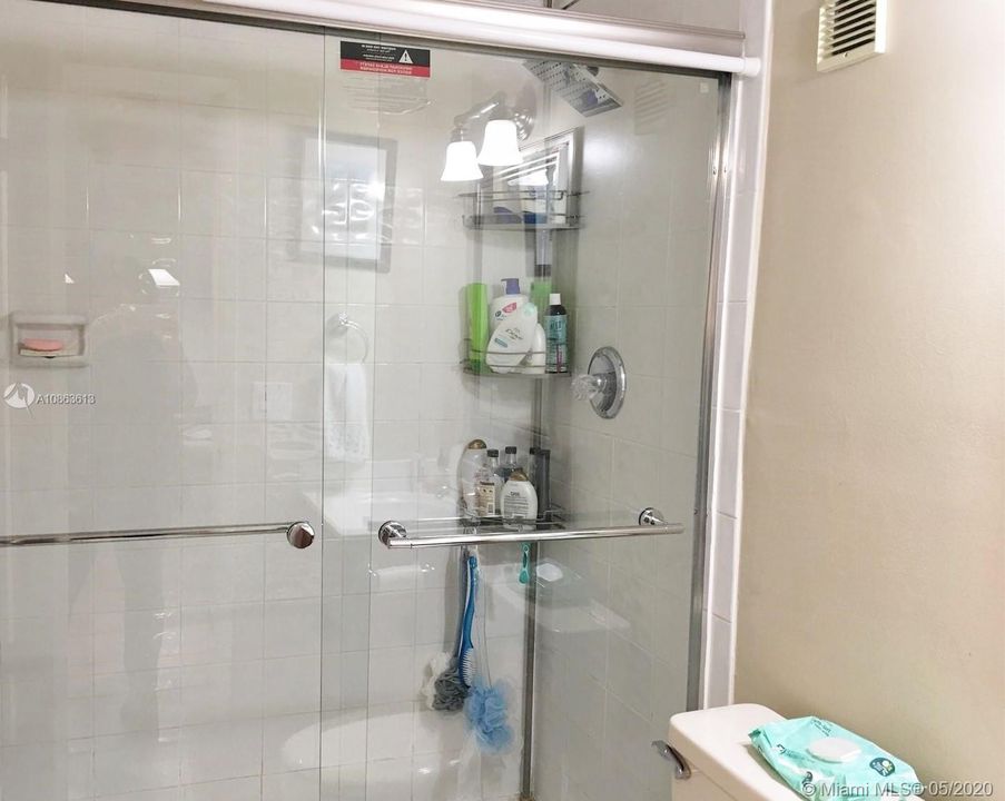 Recently Sold: $450,000 (2 beds, 2 baths, 1058 Square Feet)