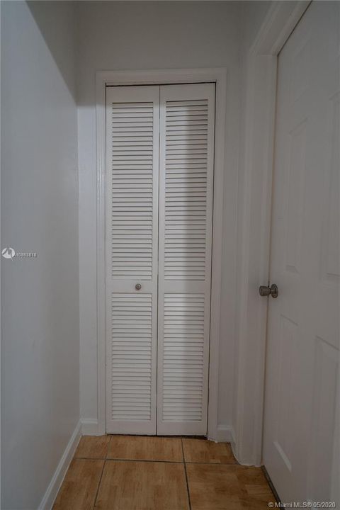 Недавно арендовано: $875 (0 спален, 1 ванн, 400 Квадратных фут)