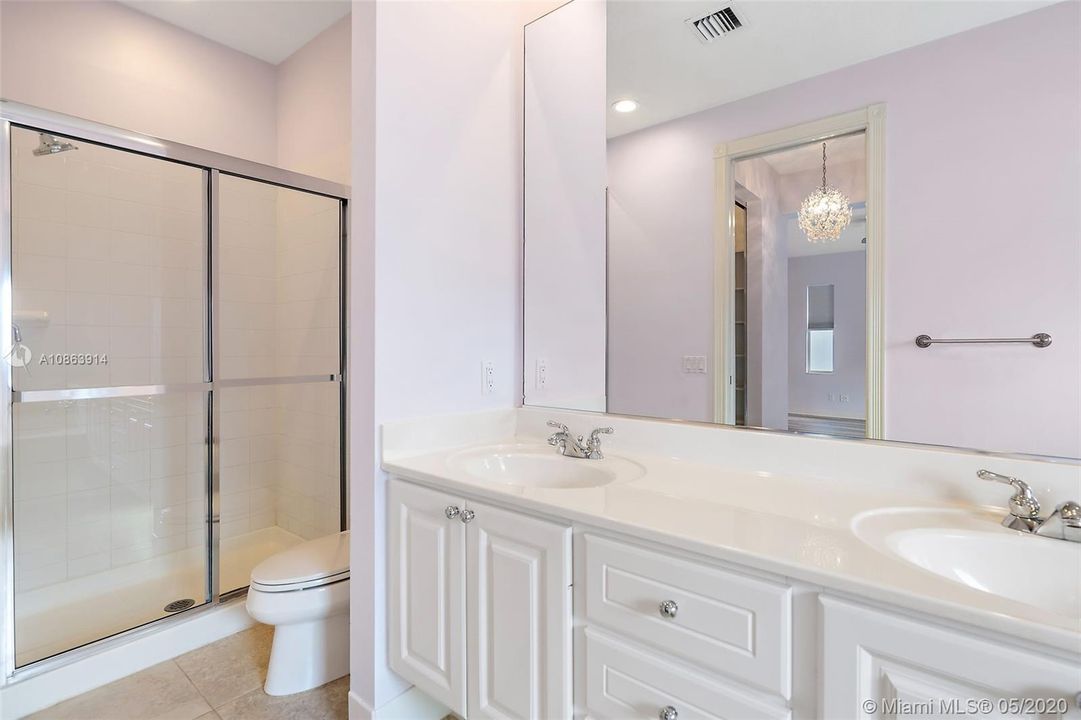 Separate Tub / Shower in Master Bath with Linen Closet