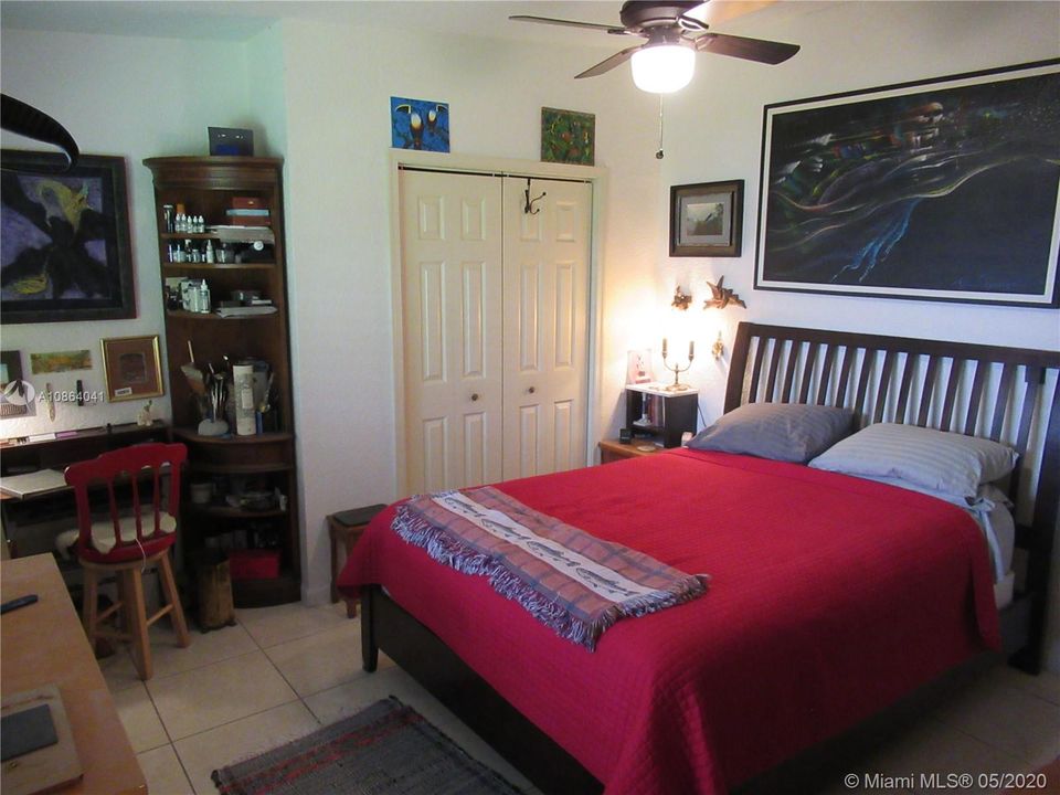 MASTER BEDROOM 13X13'