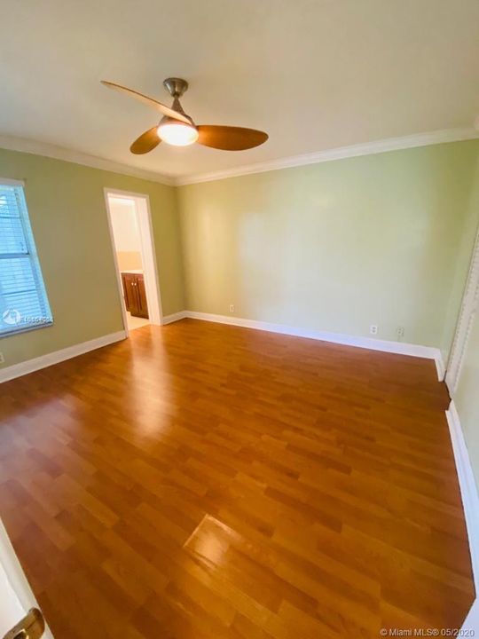 Recientemente alquilado: $1,350 (2 camas, 1 baños, 1000 Pies cuadrados)