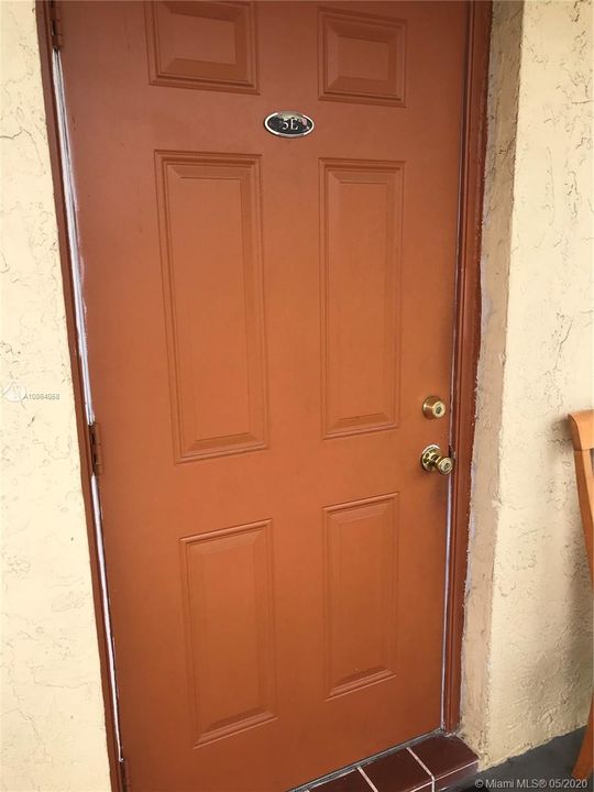 Recientemente alquilado: $1,350 (2 camas, 1 baños, 1000 Pies cuadrados)