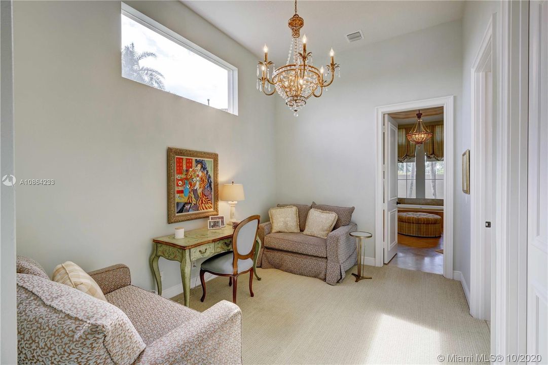 Recently Sold: $1,845,000 (5 beds, 6 baths, 5360 Square Feet)