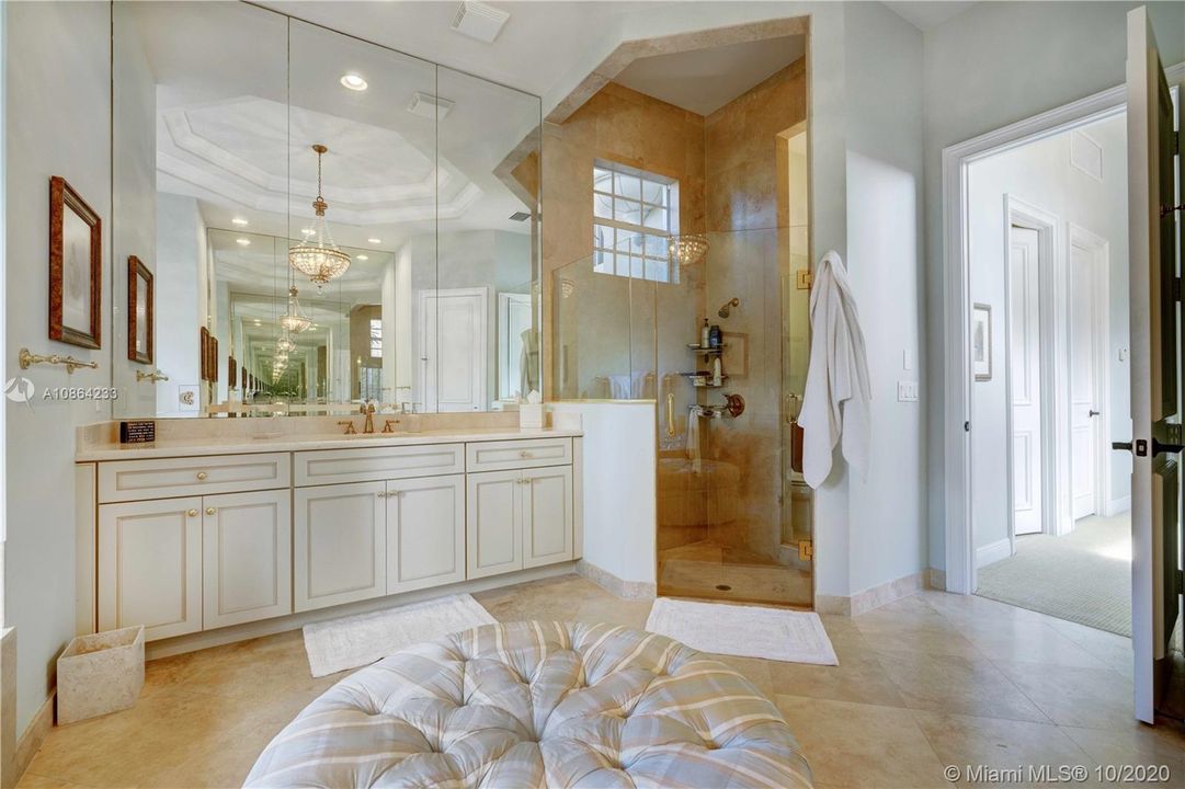 Recently Sold: $1,845,000 (5 beds, 6 baths, 5360 Square Feet)