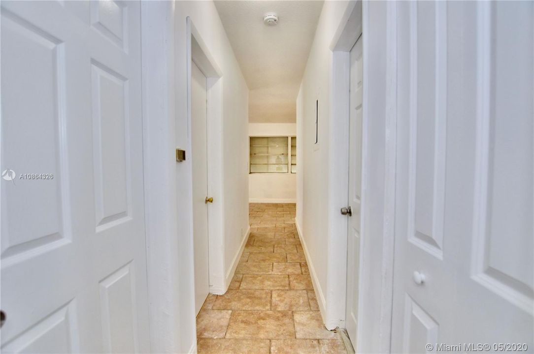 Recently Sold: $339,900 (4 beds, 3 baths, 1912 Square Feet)