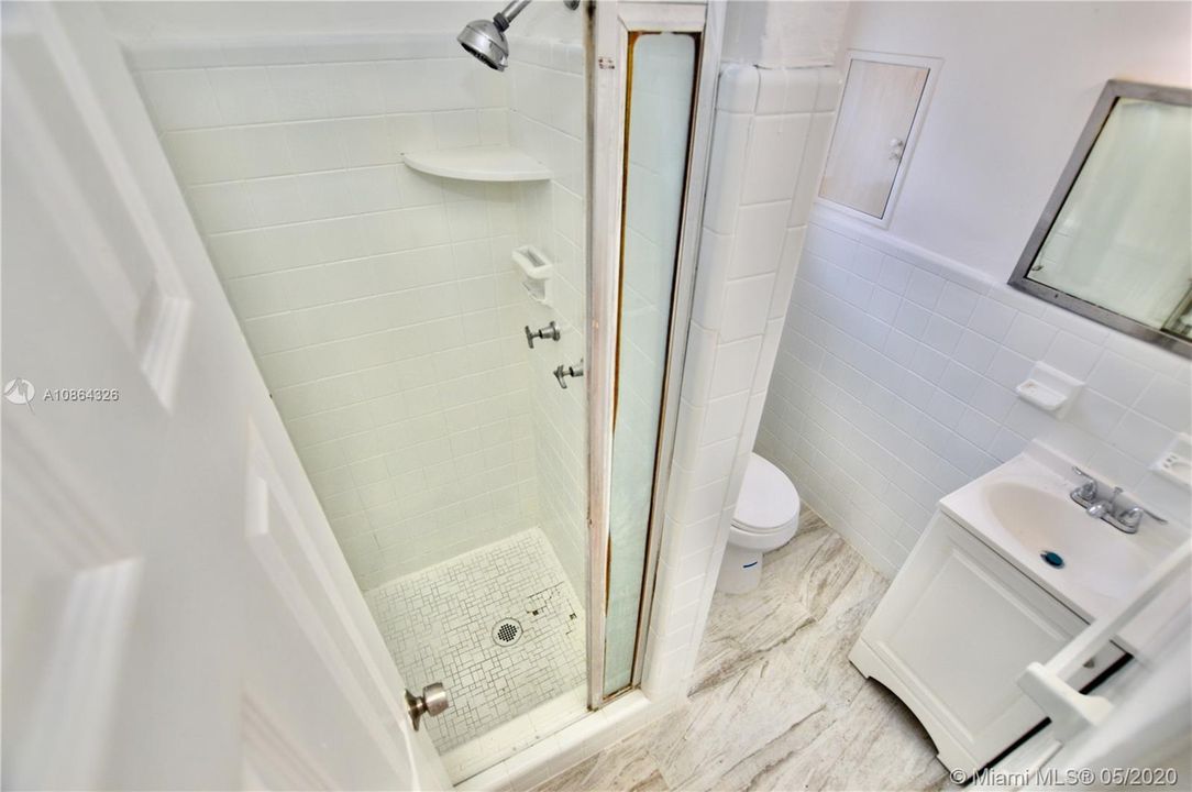 Recently Sold: $339,900 (4 beds, 3 baths, 1912 Square Feet)