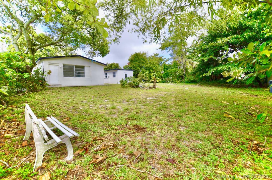 Recently Sold: $339,900 (4 beds, 3 baths, 1912 Square Feet)