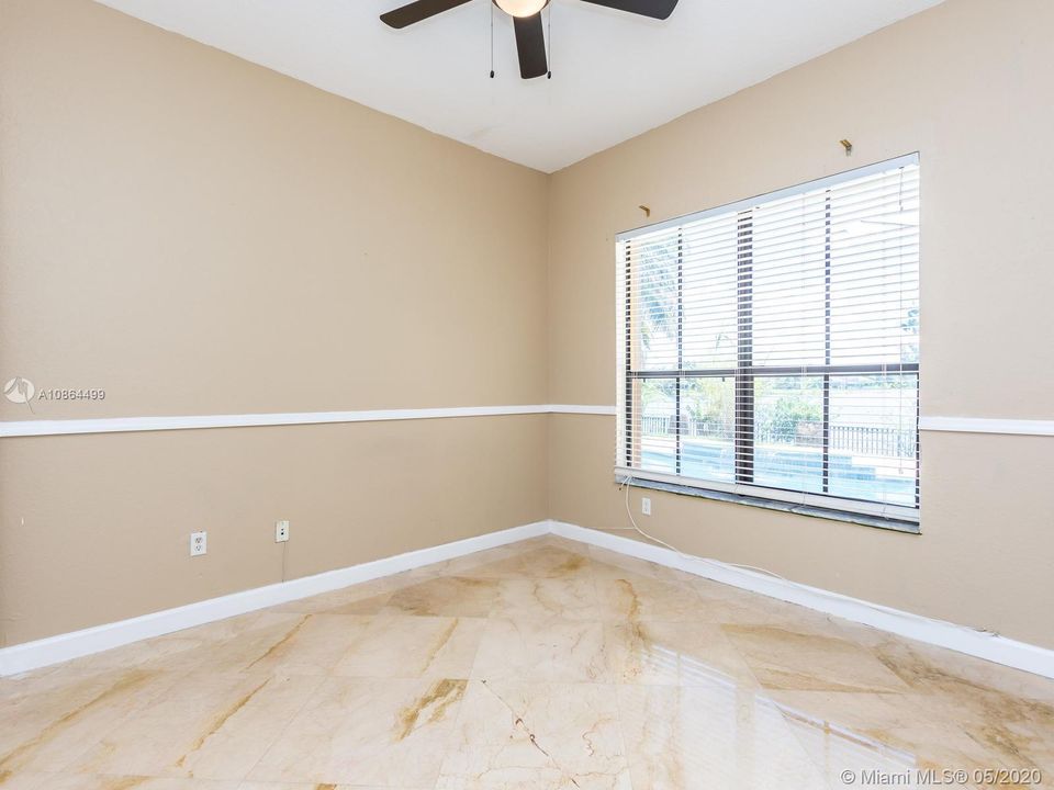 Recently Rented: $4,600 (5 beds, 5 baths, 4295 Square Feet)