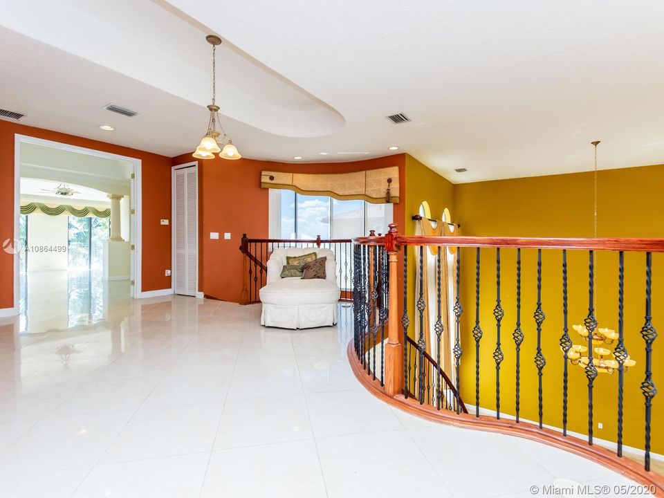 Recently Rented: $4,600 (5 beds, 5 baths, 4295 Square Feet)