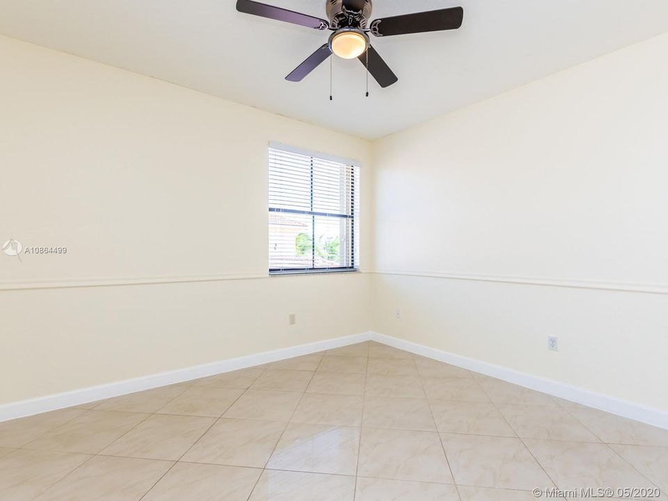 Recently Rented: $4,600 (5 beds, 5 baths, 4295 Square Feet)