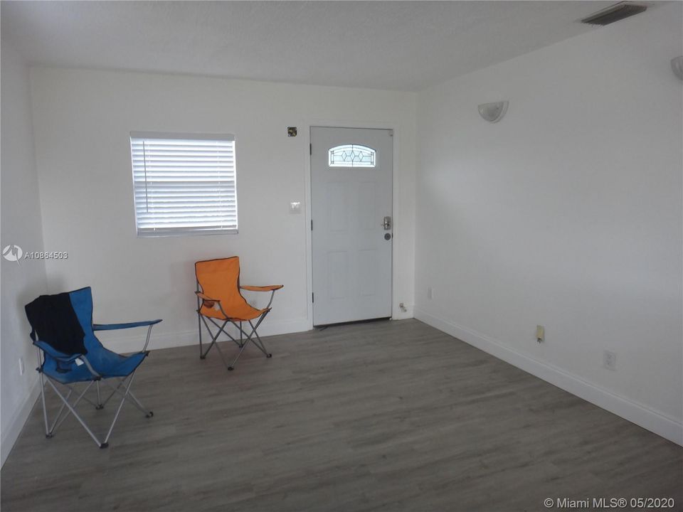 Recently Sold: $112,000 (3 beds, 1 baths, 0 Square Feet)
