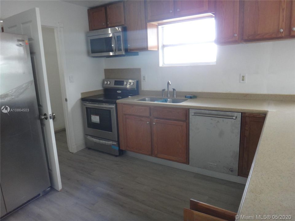 Recently Sold: $112,000 (3 beds, 1 baths, 0 Square Feet)