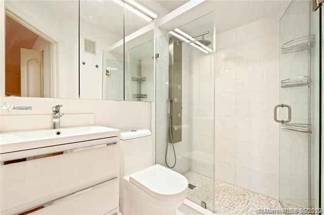 Recientemente alquilado: $1,950 (3 camas, 2 baños, 1370 Pies cuadrados)