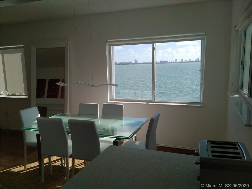 Recently Rented: $2,400 (2 beds, 2 baths, 18179 Square Feet)