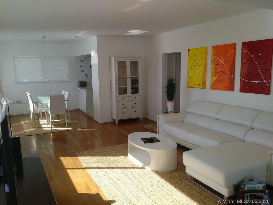 Recently Rented: $2,400 (2 beds, 2 baths, 18179 Square Feet)