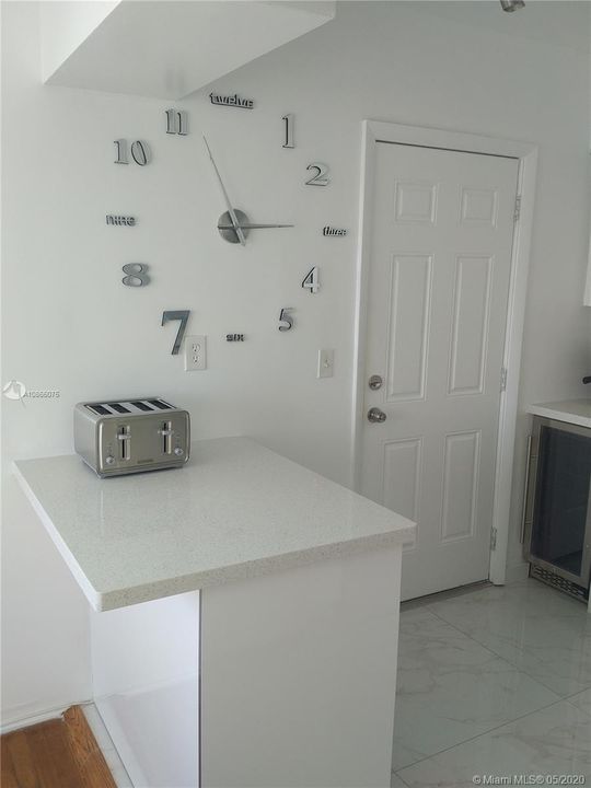 Recently Rented: $2,400 (2 beds, 2 baths, 18179 Square Feet)