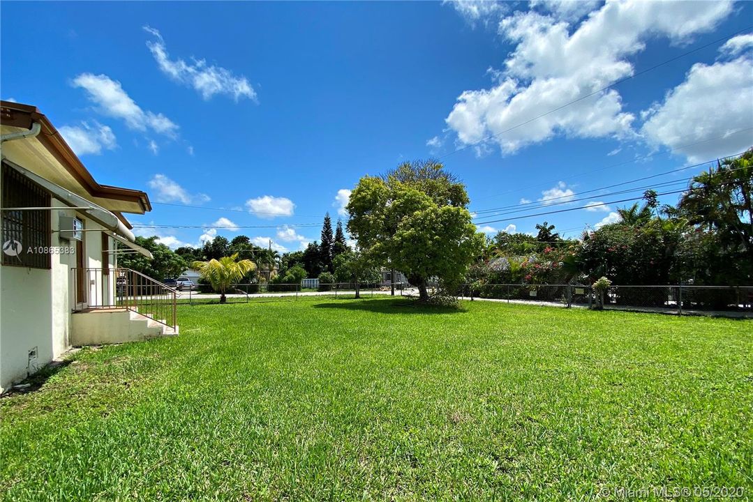 Vendido Recientemente: $149,999 (3 camas, 1 baños, 1080 Pies cuadrados)