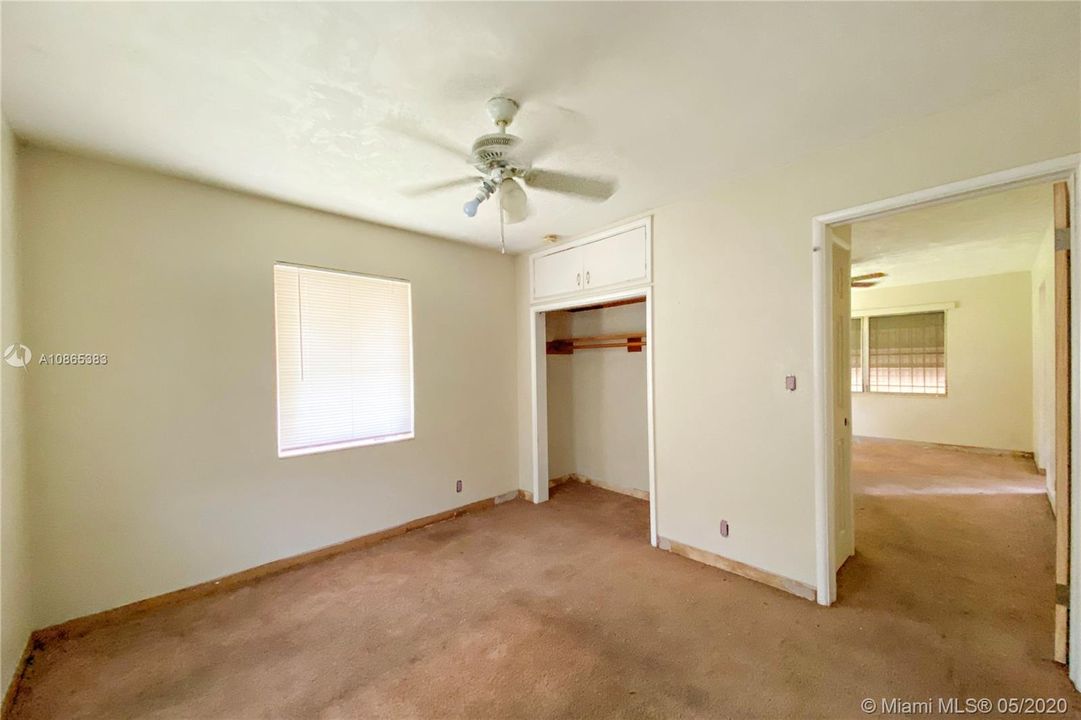 Vendido Recientemente: $149,999 (3 camas, 1 baños, 1080 Pies cuadrados)