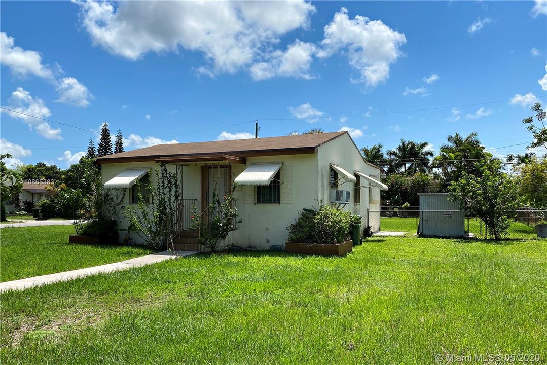 Vendido Recientemente: $149,999 (3 camas, 1 baños, 1080 Pies cuadrados)