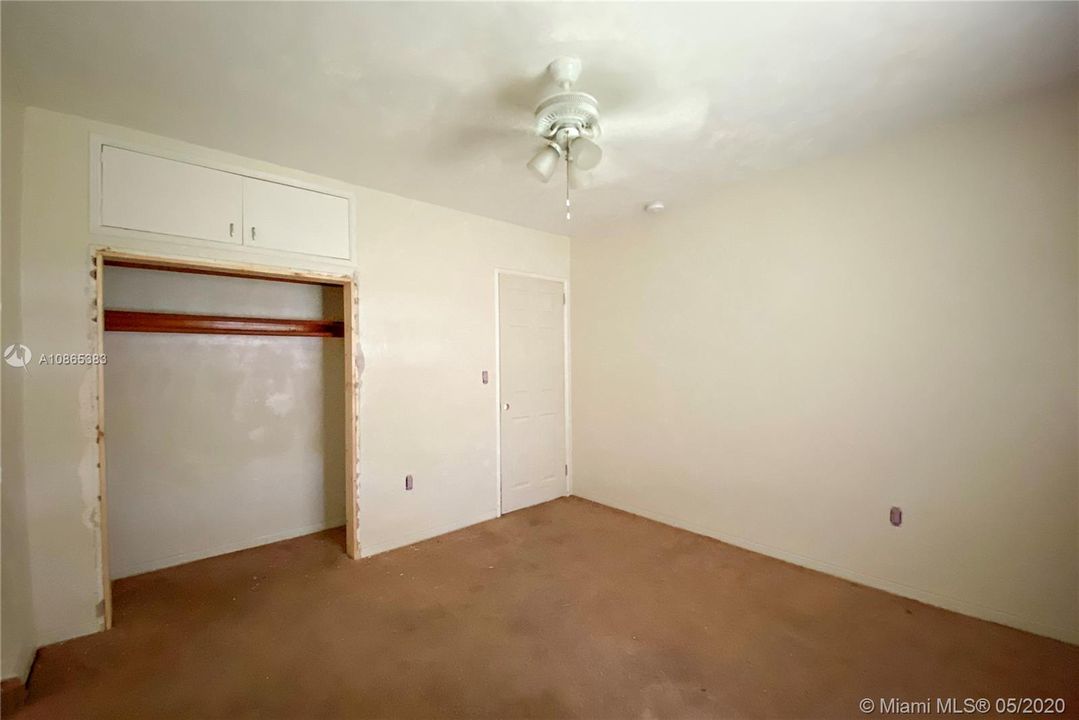 Vendido Recientemente: $149,999 (3 camas, 1 baños, 1080 Pies cuadrados)
