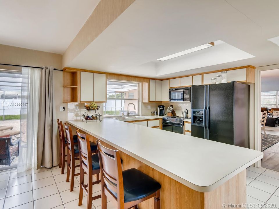 Lots of counter space!