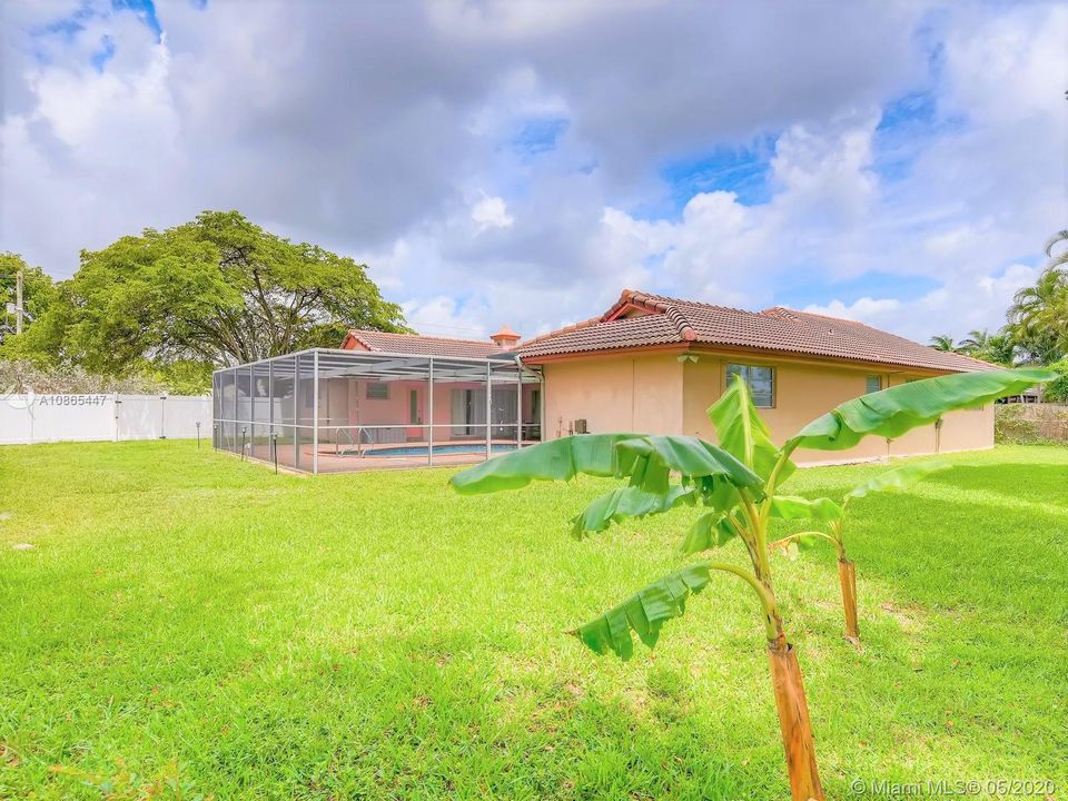 House is fully fenced in.