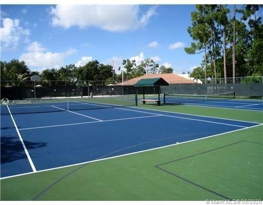 Recently Rented: $1,449 (2 beds, 2 baths, 980 Square Feet)