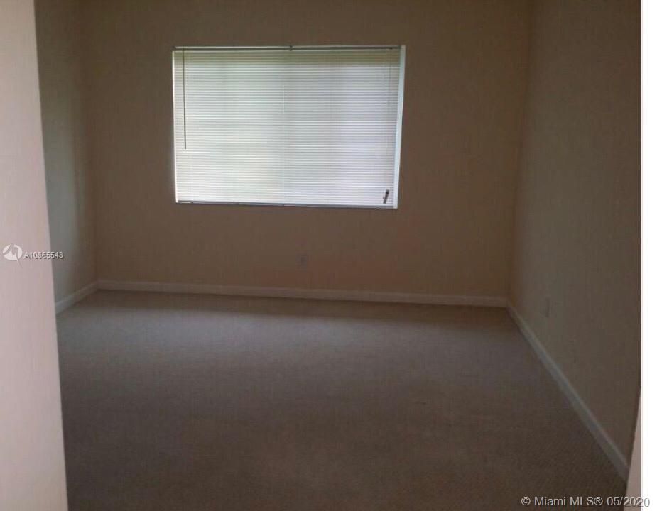 Vendido Recientemente: $107,000 (1 camas, 1 baños, 700 Pies cuadrados)