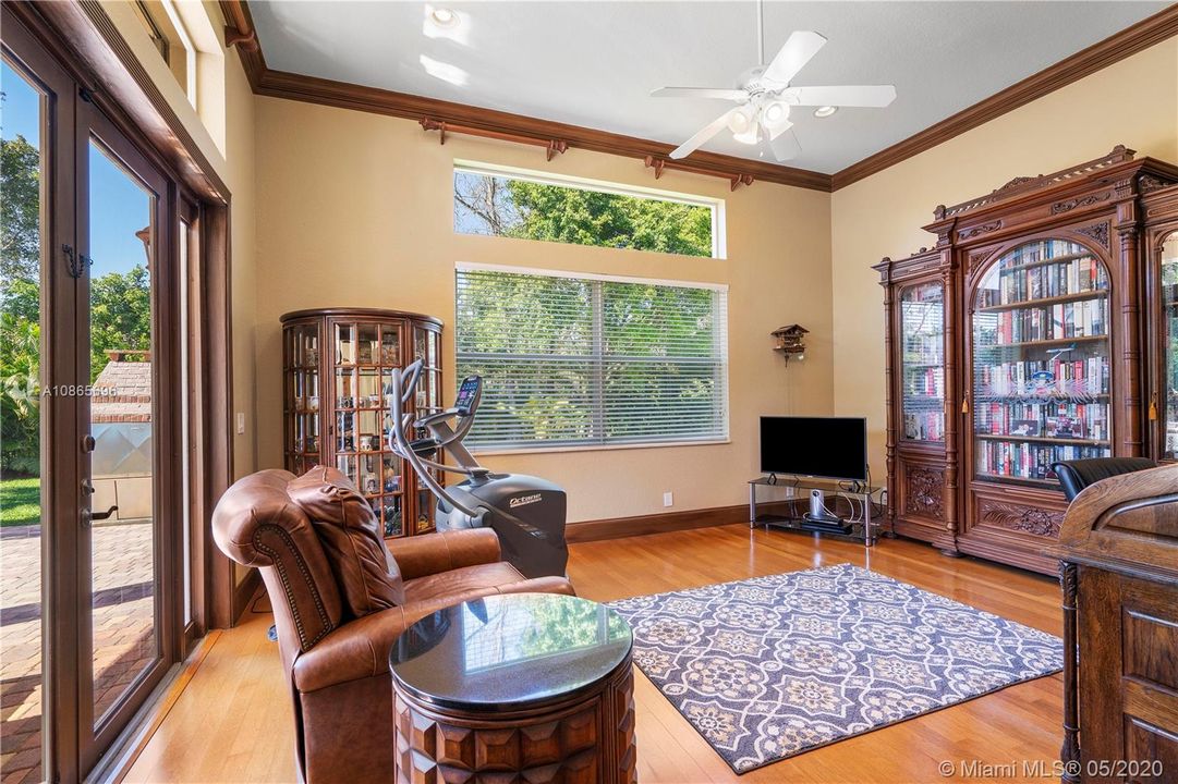 DEN/STUDY/FAMILY ROOM/PLAYROOM