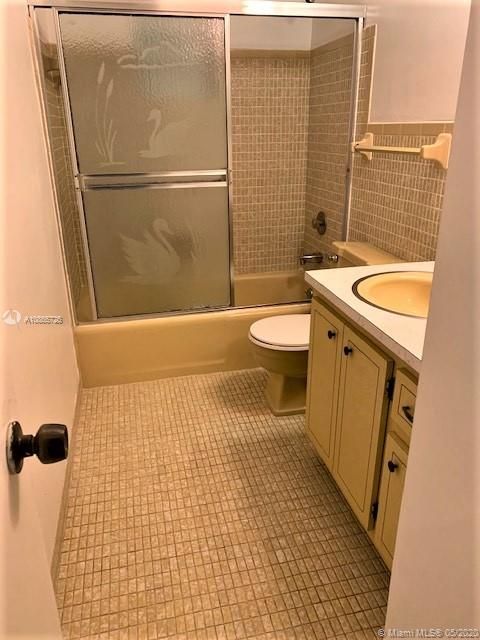 Recently Rented: $2,550 (3 beds, 2 baths, 2577 Square Feet)