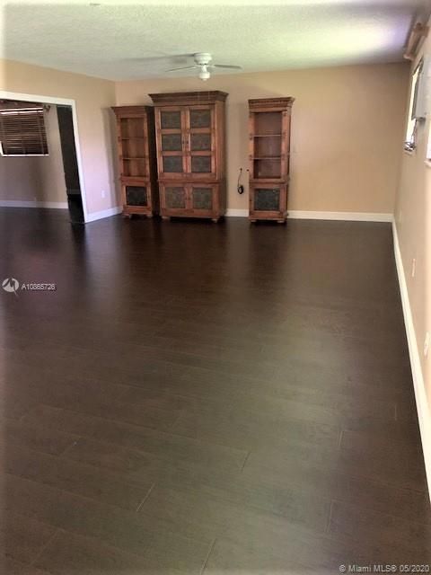 Recently Rented: $2,550 (3 beds, 2 baths, 2577 Square Feet)