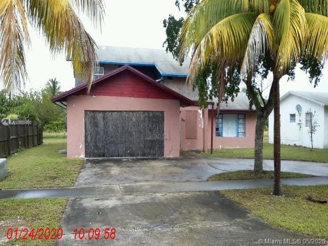 Vendido Recientemente: $165,000 (4 camas, 3 baños, 2176 Pies cuadrados)