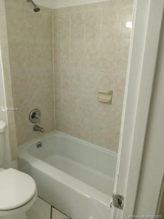 Recently Rented: $925 (1 beds, 1 baths, 495 Square Feet)