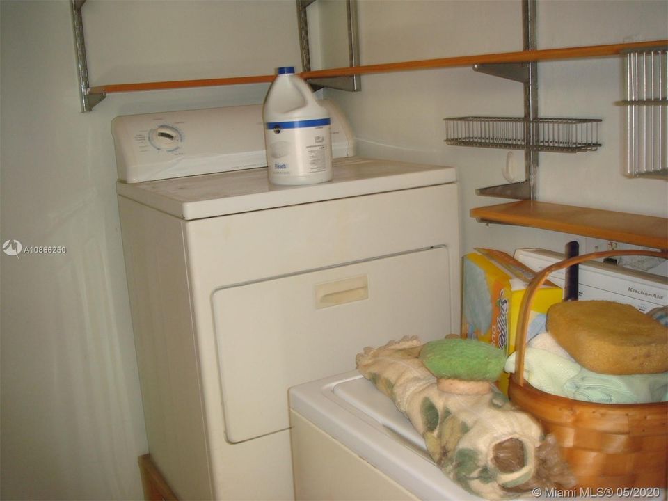 Vendido Recientemente: $225,000 (2 camas, 1 baños, 968 Pies cuadrados)