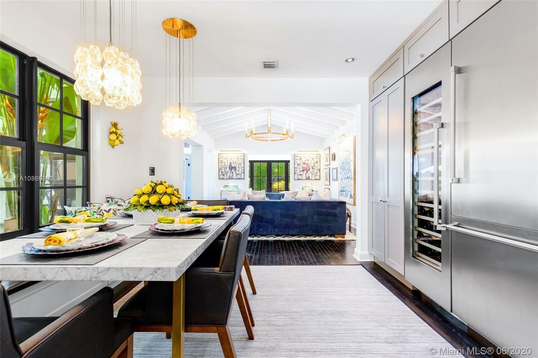 Recently Sold: $1,500,000 (3 beds, 3 baths, 1637 Square Feet)