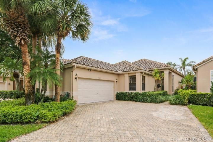 Recently Sold: $160,000 (3 beds, 2 baths, 2122 Square Feet)