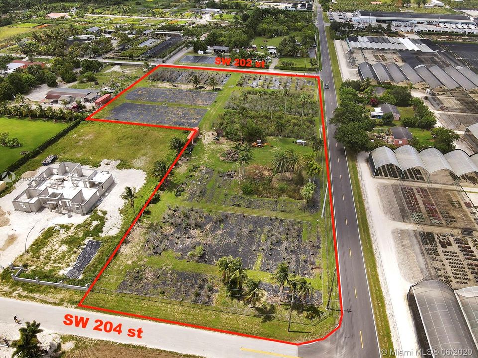 Недавно продано: $400,000 (4.46 acres)