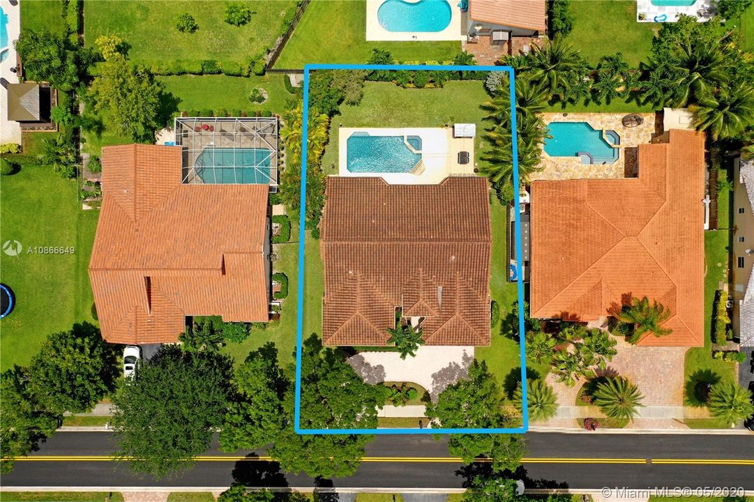 Recently Sold: $525,000 (4 beds, 3 baths, 2623 Square Feet)