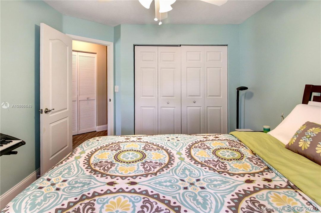 Recently Sold: $525,000 (4 beds, 3 baths, 2623 Square Feet)