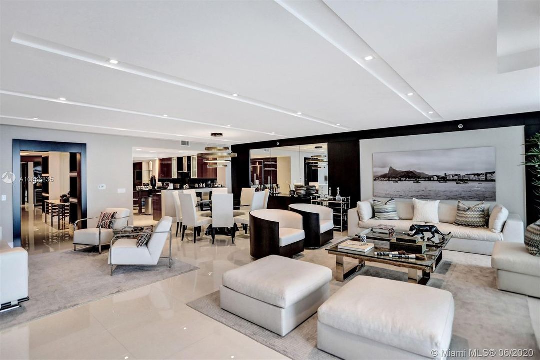 Recently Sold: $1,900,000 (3 beds, 3 baths, 3395 Square Feet)