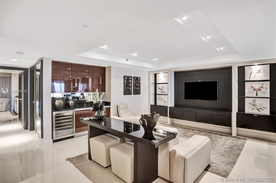 Media room. wet bar.
