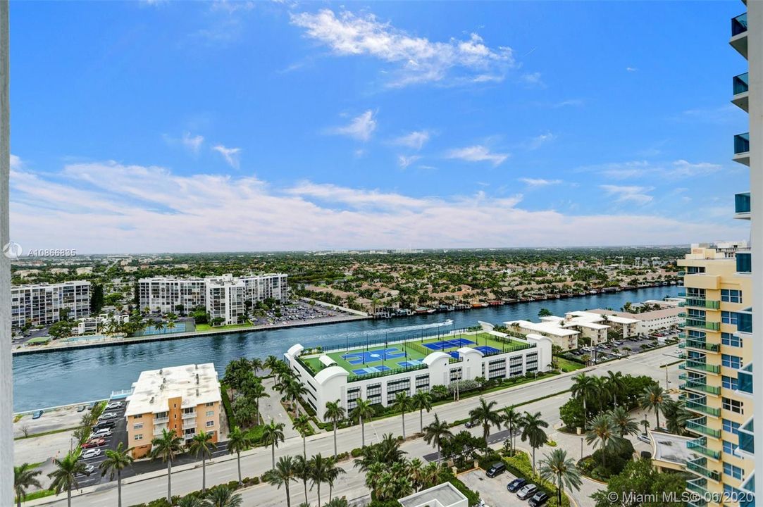 Recently Sold: $1,900,000 (3 beds, 3 baths, 3395 Square Feet)