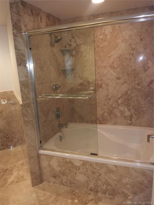 Recently Sold: $560,900 (2 beds, 2 baths, 1400 Square Feet)