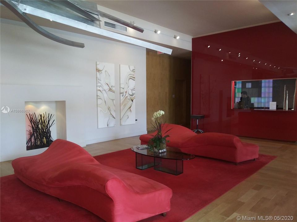 Recently Sold: $560,900 (2 beds, 2 baths, 1400 Square Feet)