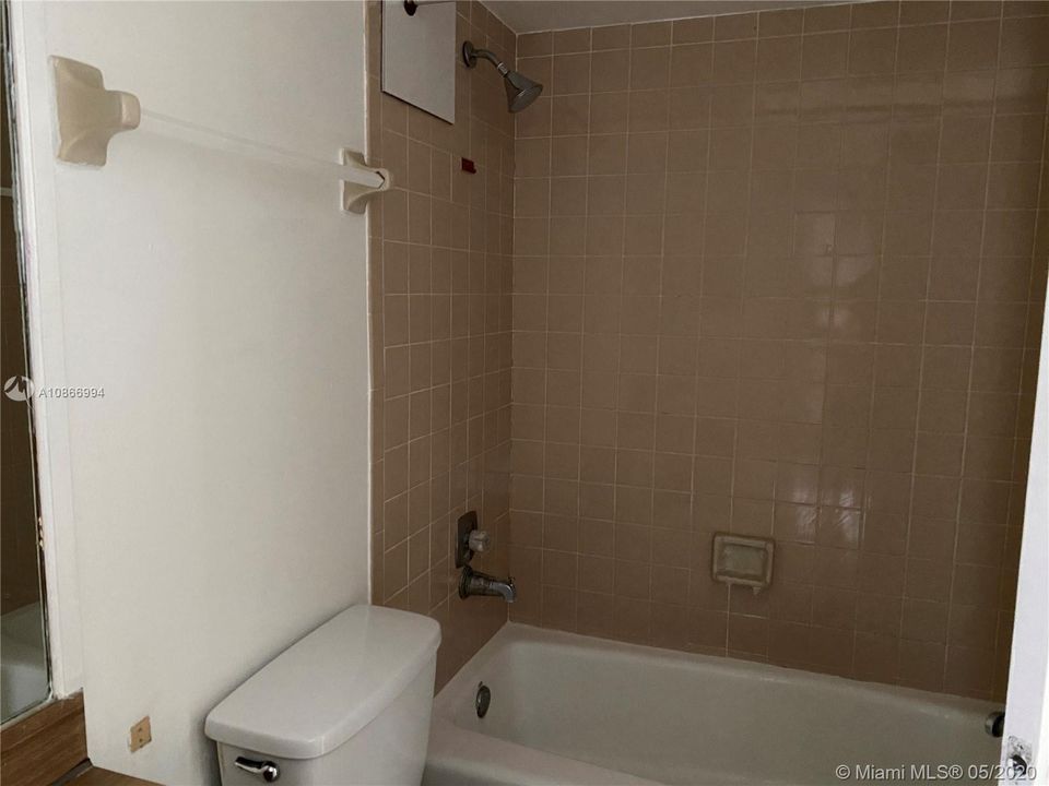 Recently Sold: $139,950 (2 beds, 1 baths, 1060 Square Feet)